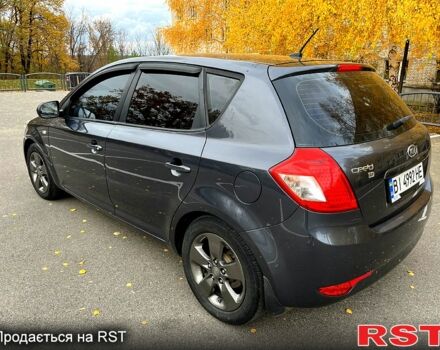Серый Киа Сид, объемом двигателя 1.4 л и пробегом 202 тыс. км за 6300 $, фото 5 на Automoto.ua