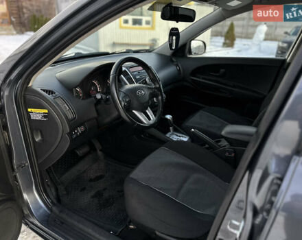 Сірий Кіа Сід, об'ємом двигуна 1.59 л та пробігом 140 тис. км за 6999 $, фото 13 на Automoto.ua
