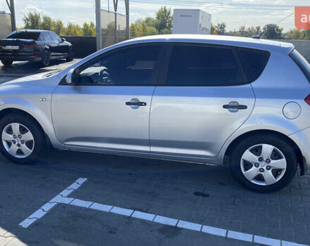 Сірий Кіа Сід, об'ємом двигуна 1.59 л та пробігом 169 тис. км за 6000 $, фото 1 на Automoto.ua