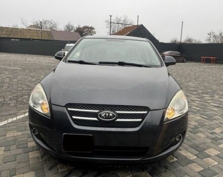 Серый Киа Сид, объемом двигателя 1.6 л и пробегом 130 тыс. км за 2700 $, фото 1 на Automoto.ua