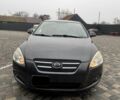 Серый Киа Сид, объемом двигателя 1.6 л и пробегом 130 тыс. км за 2700 $, фото 1 на Automoto.ua