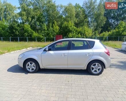 Серый Киа Сид, объемом двигателя 1.6 л и пробегом 257 тыс. км за 5750 $, фото 8 на Automoto.ua