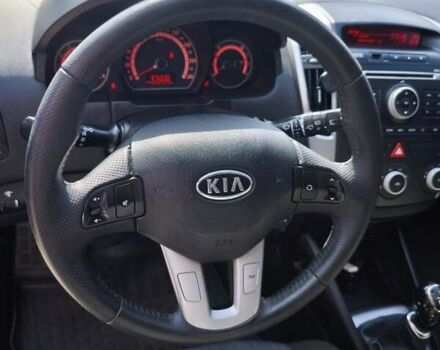 Сірий Кіа Сід, об'ємом двигуна 1.59 л та пробігом 202 тис. км за 6200 $, фото 17 на Automoto.ua