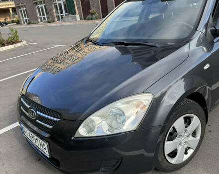 Серый Киа Сид, объемом двигателя 1.6 л и пробегом 161 тыс. км за 5400 $, фото 3 на Automoto.ua