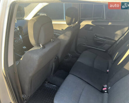 Серый Киа Сид, объемом двигателя 1.59 л и пробегом 187 тыс. км за 5100 $, фото 7 на Automoto.ua