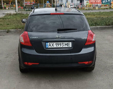 Серый Киа Сид, объемом двигателя 1.4 л и пробегом 160 тыс. км за 5500 $, фото 1 на Automoto.ua