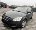 Серый Киа Сид, объемом двигателя 1.6 л и пробегом 130 тыс. км за 2700 $, фото 1 на Automoto.ua