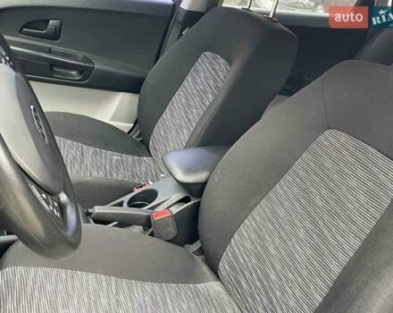 Кіа Сід 2009 у Львові на Automoto.ua Сірий Кіа Сід, об'ємом двигуна 1.6 л та пробігом 128 тис. км за 2999 $, фото 11 на Automoto.ua