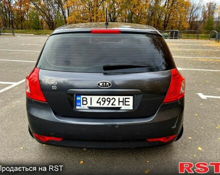 Серый Киа Сид, объемом двигателя 1.4 л и пробегом 202 тыс. км за 6300 $, фото 6 на Automoto.ua
