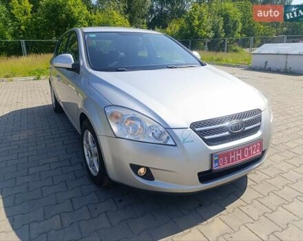 Серый Киа Сид, объемом двигателя 1.6 л и пробегом 257 тыс. км за 5750 $, фото 1 на Automoto.ua