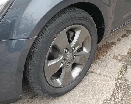 Серый Киа Сид, объемом двигателя 1.4 л и пробегом 202 тыс. км за 5890 $, фото 2 на Automoto.ua