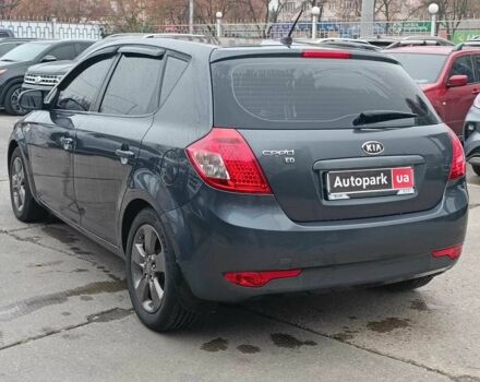 Серый Киа Сид, объемом двигателя 1.4 л и пробегом 202 тыс. км за 5890 $, фото 8 на Automoto.ua