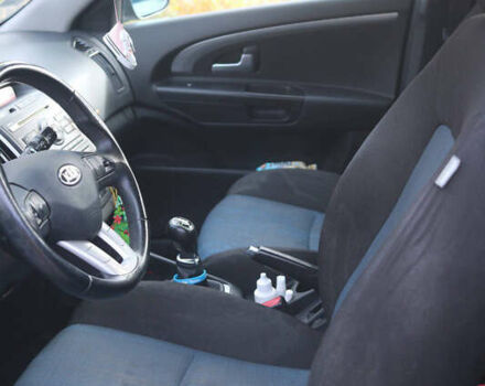 Серый Киа Сид, объемом двигателя 1.6 л и пробегом 213 тыс. км за 6500 $, фото 21 на Automoto.ua