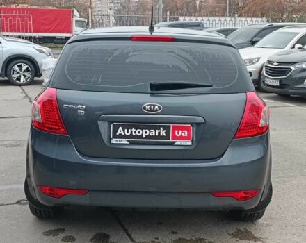 Серый Киа Сид, объемом двигателя 1.4 л и пробегом 202 тыс. км за 5890 $, фото 7 на Automoto.ua