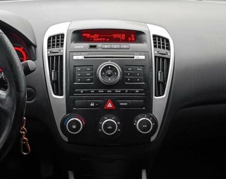 Серый Киа Сид, объемом двигателя 1.4 л и пробегом 202 тыс. км за 5890 $, фото 15 на Automoto.ua