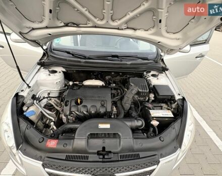 Серый Киа Сид, объемом двигателя 1.4 л и пробегом 251 тыс. км за 5699 $, фото 60 на Automoto.ua