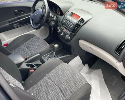 Кіа Сід 2009 у Львові на Automoto.ua Сірий Кіа Сід, об'ємом двигуна 1.6 л та пробігом 128 тис. км за 2999 $, фото 13 на Automoto.ua