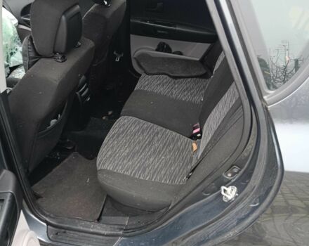 Серый Киа Сид, объемом двигателя 0 л и пробегом 216 тыс. км за 1000 $, фото 1 на Automoto.ua