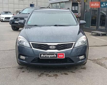 Серый Киа Сид, объемом двигателя 1.4 л и пробегом 202 тыс. км за 5890 $, фото 2 на Automoto.ua