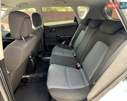 Серый Киа Сид, объемом двигателя 1.6 л и пробегом 292 тыс. км за 6400 $, фото 32 на Automoto.ua