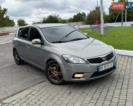 Серый Киа Сид, объемом двигателя 1.6 л и пробегом 241 тыс. км за 7300 $, фото 6 на Automoto.ua