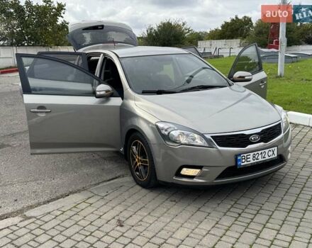 Серый Киа Сид, объемом двигателя 1.6 л и пробегом 241 тыс. км за 7300 $, фото 19 на Automoto.ua