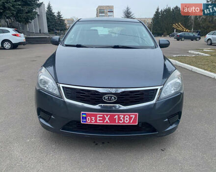 Сірий Кіа Сід, об'ємом двигуна 1.4 л та пробігом 207 тис. км за 5850 $, фото 12 на Automoto.ua