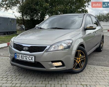 Серый Киа Сид, объемом двигателя 1.6 л и пробегом 241 тыс. км за 7300 $, фото 3 на Automoto.ua