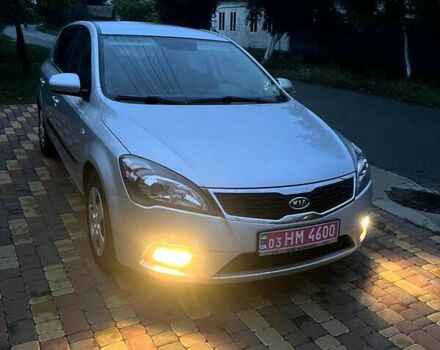 Сірий Кіа Сід, об'ємом двигуна 0 л та пробігом 236 тис. км за 8700 $, фото 11 на Automoto.ua