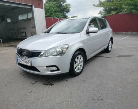 Серый Киа Сид, объемом двигателя 0 л и пробегом 186 тыс. км за 5950 $, фото 3 на Automoto.ua