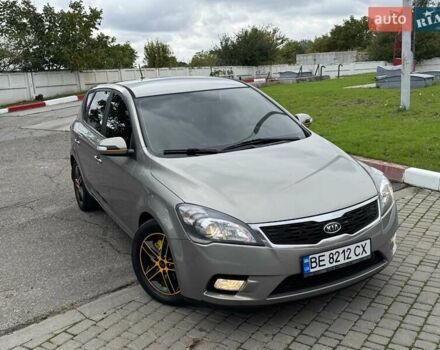 Серый Киа Сид, объемом двигателя 1.6 л и пробегом 241 тыс. км за 7300 $, фото 9 на Automoto.ua