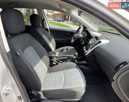 Серый Киа Сид, объемом двигателя 1.6 л и пробегом 292 тыс. км за 6400 $, фото 43 на Automoto.ua