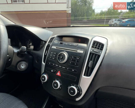 Серый Киа Сид, объемом двигателя 1.6 л и пробегом 292 тыс. км за 6400 $, фото 46 на Automoto.ua