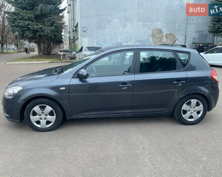 Сірий Кіа Сід, об'ємом двигуна 1.4 л та пробігом 207 тис. км за 5850 $, фото 5 на Automoto.ua