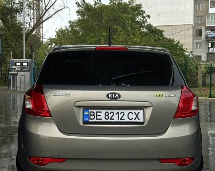 Киа Сид 2010 в Одессе на Automoto.ua Серый Киа Сид, объемом двигателя 1.6 л и пробегом 240 тыс. км за 6750 $, фото 2 на Automoto.ua