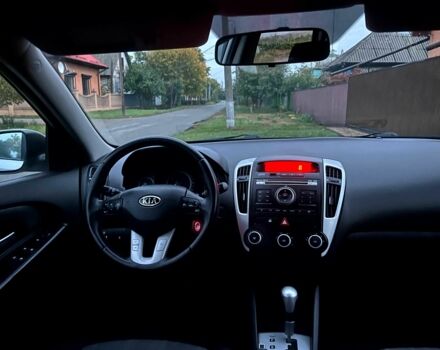 Серый Киа Сид, объемом двигателя 1.6 л и пробегом 236 тыс. км за 8200 $, фото 11 на Automoto.ua