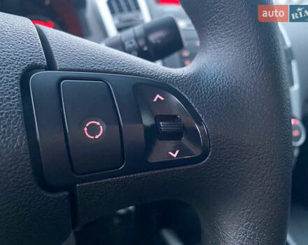 Сірий Кіа Сід, об'ємом двигуна 1.4 л та пробігом 207 тис. км за 5850 $, фото 23 на Automoto.ua