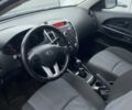 Серый Киа Сид, объемом двигателя 1.4 л и пробегом 200 тыс. км за 7000 $, фото 5 на Automoto.ua