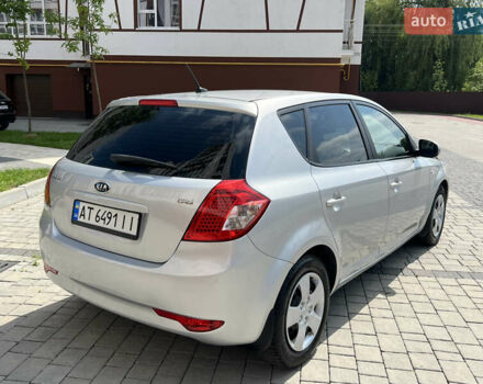 Серый Киа Сид, объемом двигателя 1.6 л и пробегом 292 тыс. км за 6400 $, фото 11 на Automoto.ua