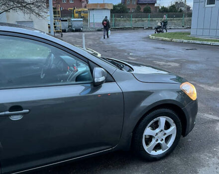 Серый Киа Сид, объемом двигателя 1.58 л и пробегом 187 тыс. км за 6500 $, фото 1 на Automoto.ua