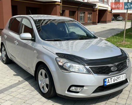 Серый Киа Сид, объемом двигателя 1.6 л и пробегом 292 тыс. км за 6400 $, фото 23 на Automoto.ua