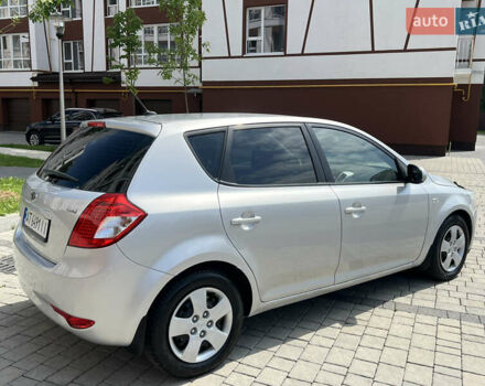 Серый Киа Сид, объемом двигателя 1.6 л и пробегом 292 тыс. км за 6400 $, фото 12 на Automoto.ua