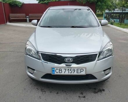 Серый Киа Сид, объемом двигателя 0 л и пробегом 186 тыс. км за 5950 $, фото 7 на Automoto.ua