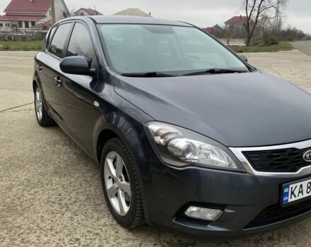 Сірий Кіа Сід, об'ємом двигуна 1.6 л та пробігом 300 тис. км за 6700 $, фото 3 на Automoto.ua