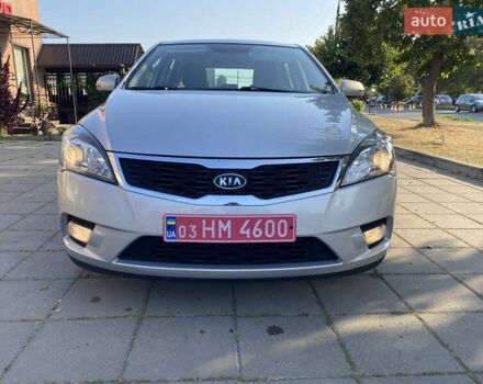 Серый Киа Сид, объемом двигателя 1.6 л и пробегом 232 тыс. км за 8300 $, фото 1 на Automoto.ua
