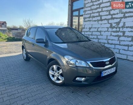 Серый Киа Сид, объемом двигателя 1.58 л и пробегом 278 тыс. км за 5200 $, фото 23 на Automoto.ua