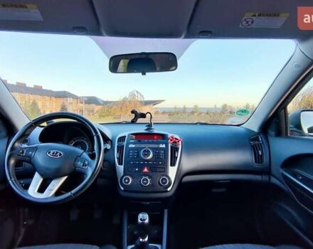 Сірий Кіа Сід, об'ємом двигуна 1.58 л та пробігом 183 тис. км за 6900 $, фото 23 на Automoto.ua