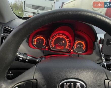 Серый Киа Сид, объемом двигателя 1.58 л и пробегом 238 тыс. км за 6100 $, фото 10 на Automoto.ua