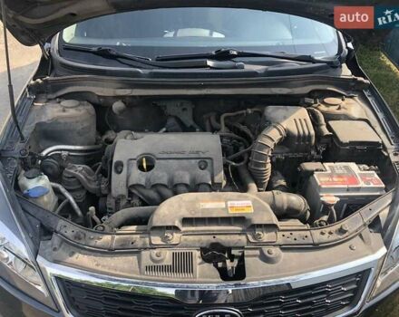 Серый Киа Сид, объемом двигателя 1.6 л и пробегом 134 тыс. км за 7500 $, фото 4 на Automoto.ua