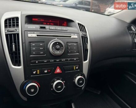 Сірий Кіа Сід, об'ємом двигуна 1.6 л та пробігом 268 тис. км за 6450 $, фото 36 на Automoto.ua